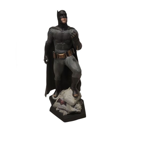 Batman Vs Superman Dawn of Justice Statue  Mannequins DC Collectible Comics 2016 - Picture 1 of 6